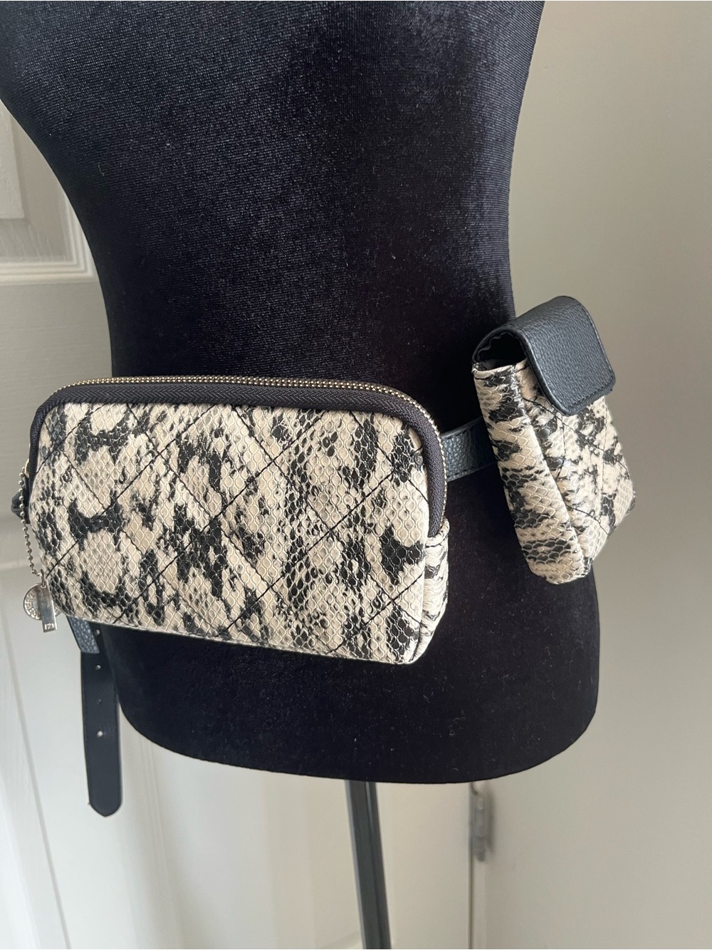 Snake-Print Cream and Black Belt Bag 2pc detachable